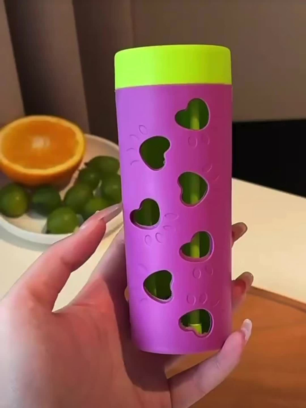Interactive Slow-Feeding Treat Roller for Pets