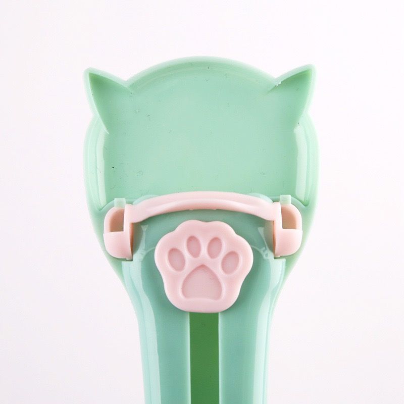 Cat Treat Paste Dispensing Spoon – Blue