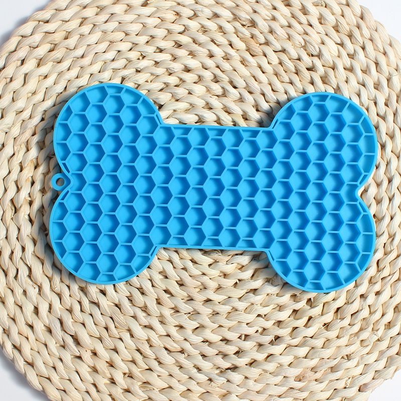 Non-Slip Silicone Dog Feeding Mats – 4 Pack